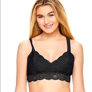 🍒Black Scalloped Lace Padded Bralette